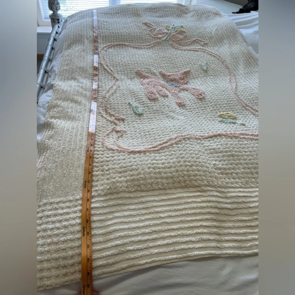 1950s Vintage Cotton Chenille Lamb Baby Blanket 62x39